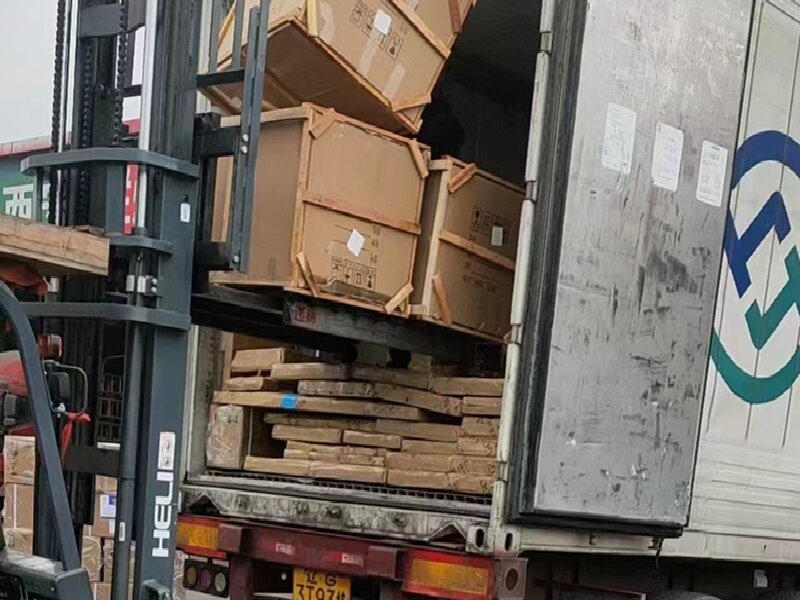 德陽到吐魯番貨運(yùn)公司