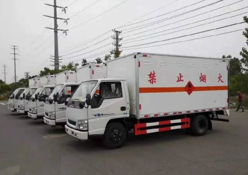 成都到蘇尼特右旗物流